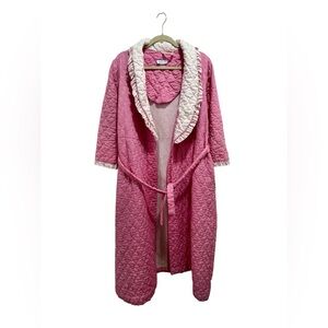 Vintage Quilted Lazy Life Pink and White Long Robe Belted with pockets